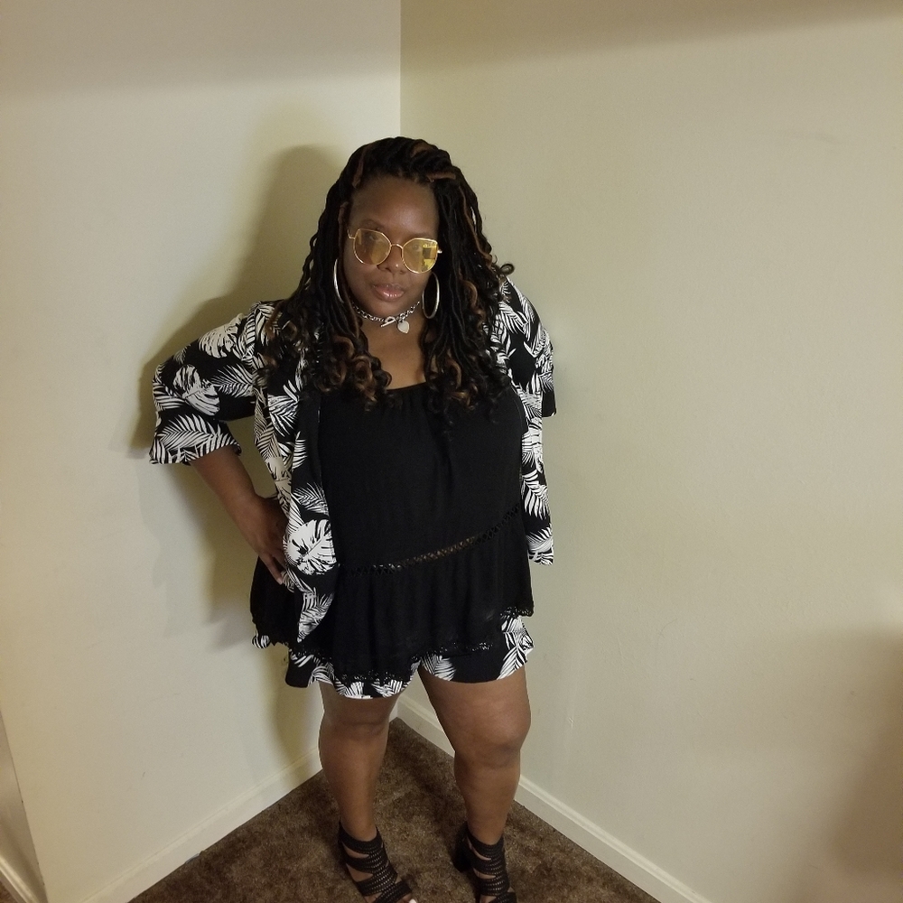 Ashley Stewart's Beautiful Plus Size 2 piece shorts outfit 😍